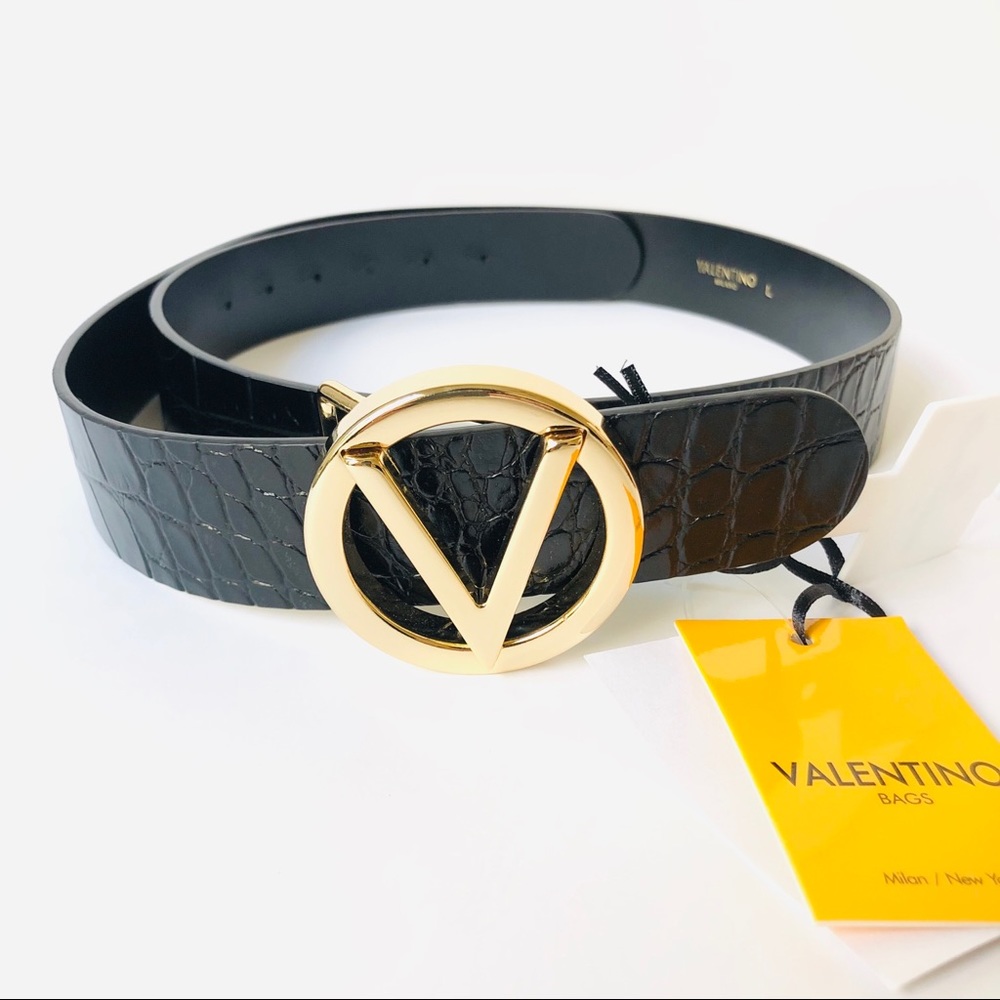 Valentino Milano Black Belt with Gold V - Picture 8 of 8